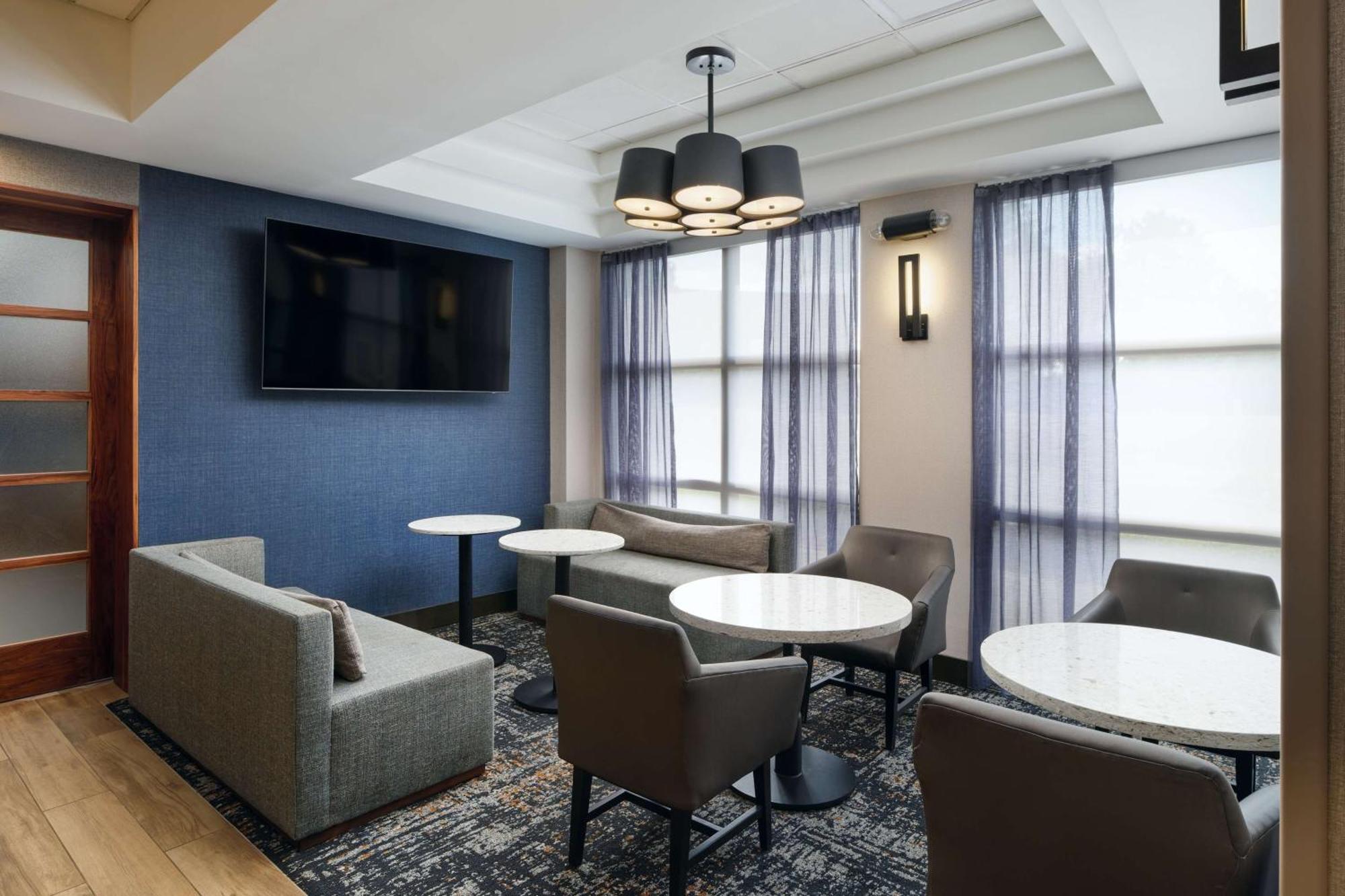 Hyatt Place Hotel Greensboro
